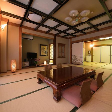 Hotel Housenkaku Beppu Zewnętrze zdjęcie