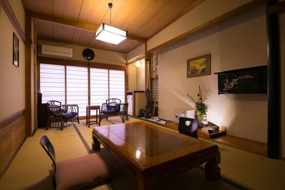 Hotel Housenkaku Beppu Zewnętrze zdjęcie