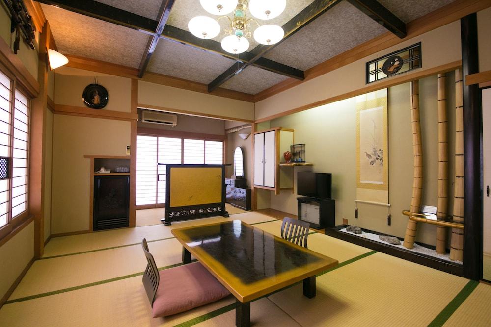 Hotel Housenkaku Beppu Zewnętrze zdjęcie
