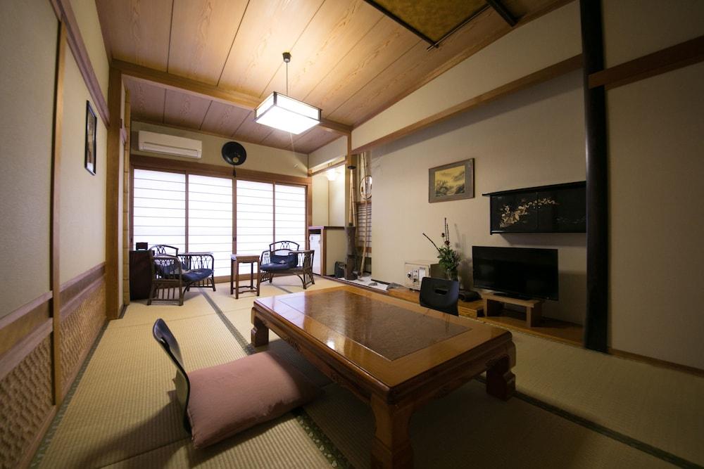 Hotel Housenkaku Beppu Zewnętrze zdjęcie