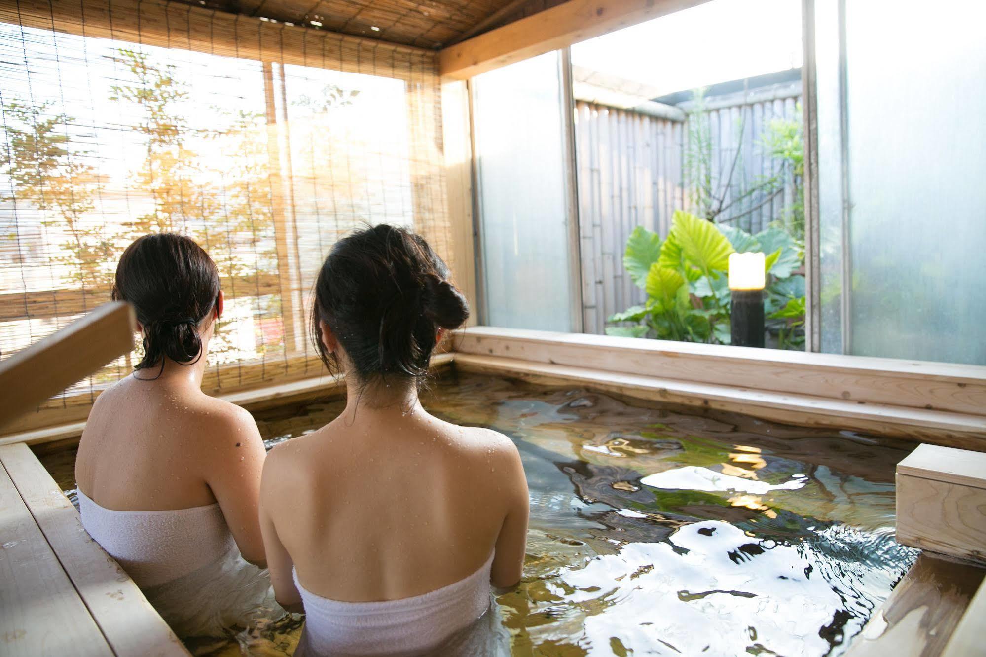 Hotel Housenkaku Beppu Zewnętrze zdjęcie