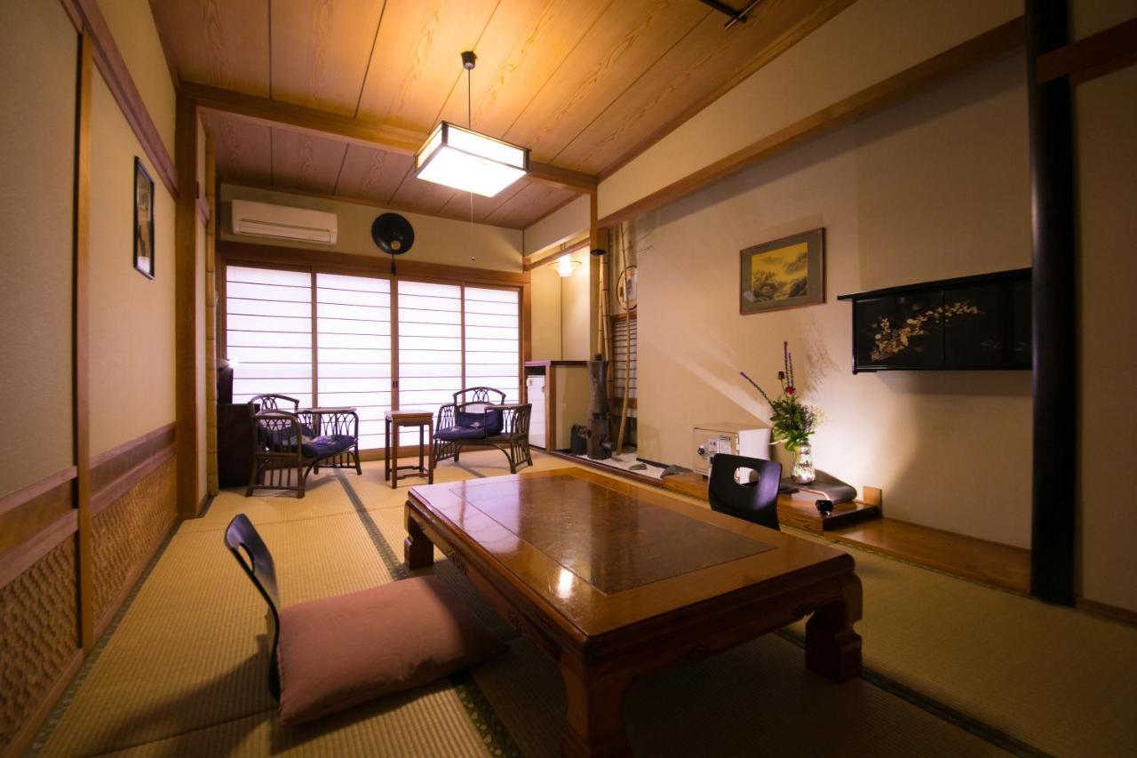 Hotel Housenkaku Beppu Zewnętrze zdjęcie