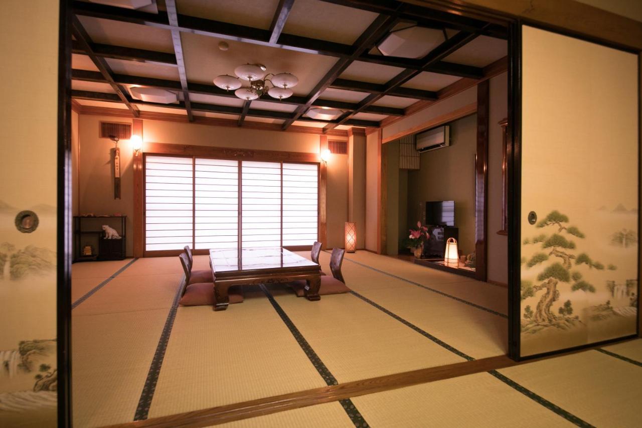 Hotel Housenkaku Beppu Zewnętrze zdjęcie