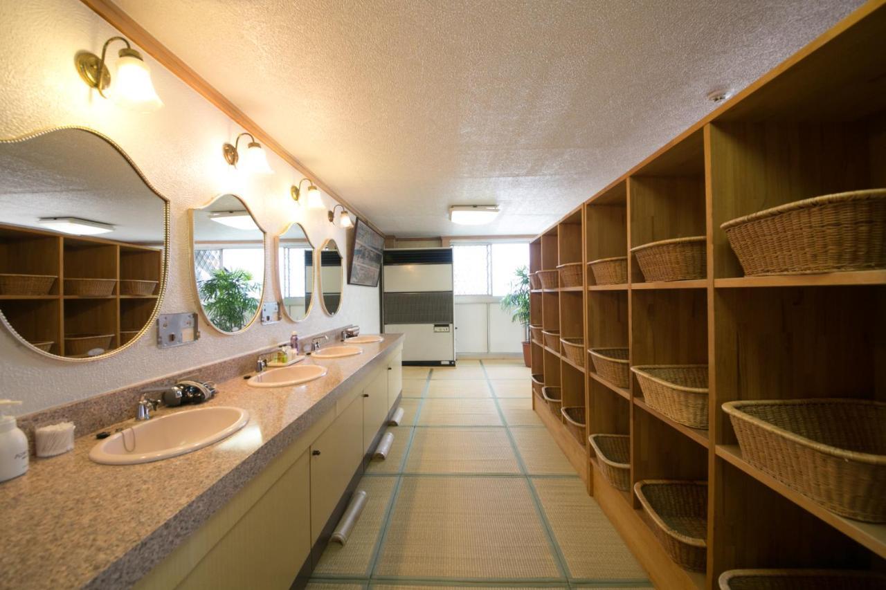 Hotel Housenkaku Beppu Zewnętrze zdjęcie